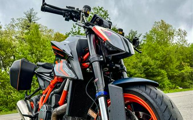 2022 KTM 1290 Super Duke R EVO