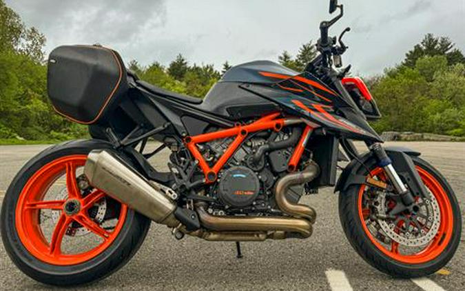 2022 KTM 1290 Super Duke R EVO