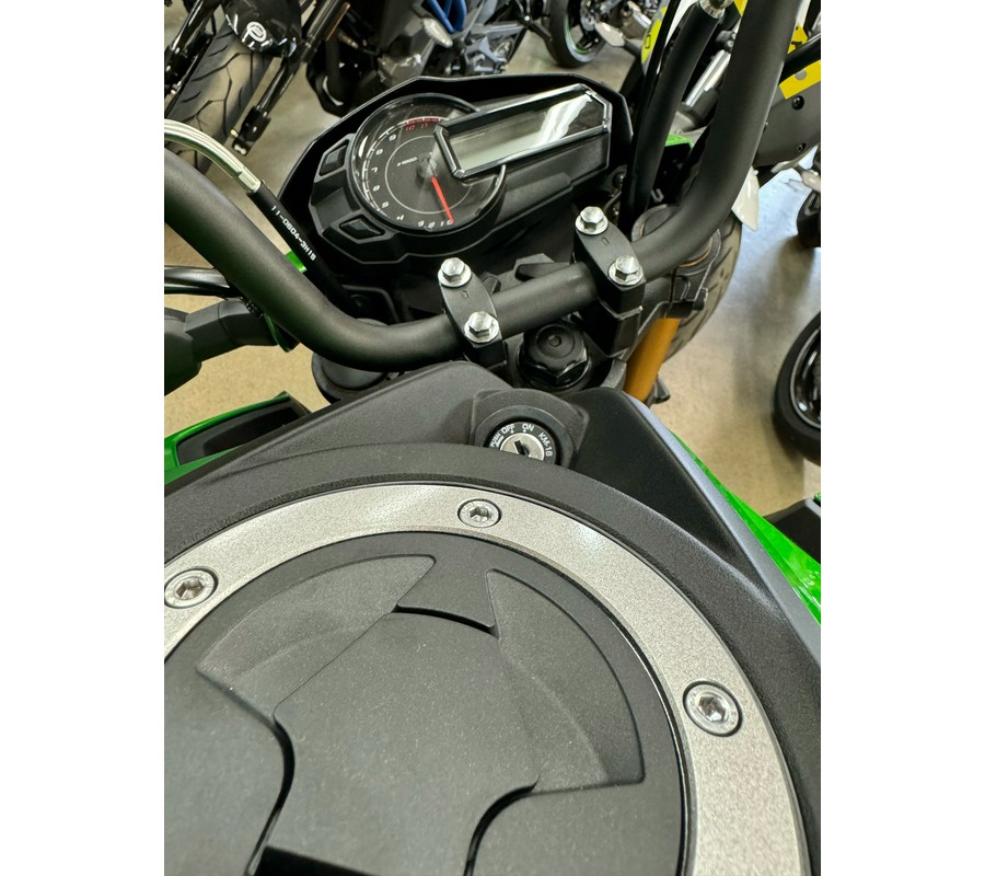 2024 Kawasaki Z125 Pro