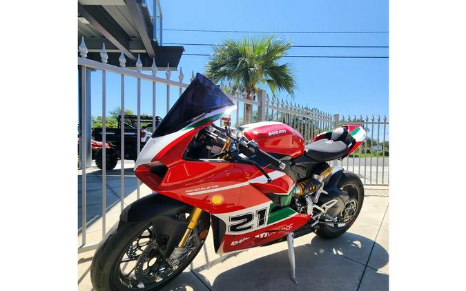 2024 Ducati Panigale V2 BAYLISS