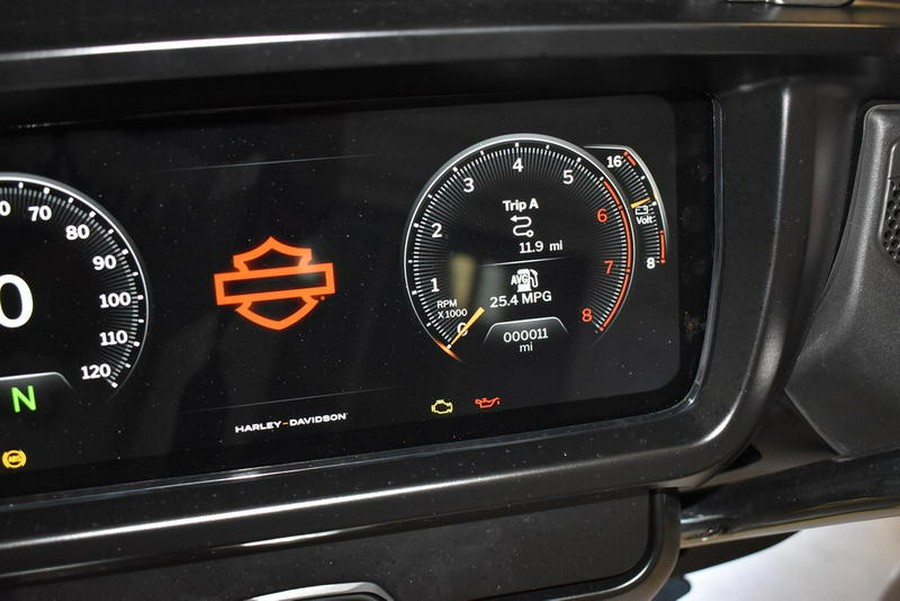 2025 Harley-Davidson® FLHX - Street Glide®