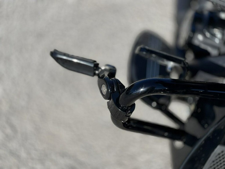 2025 Harley-Davidson FLHX - Street Glide