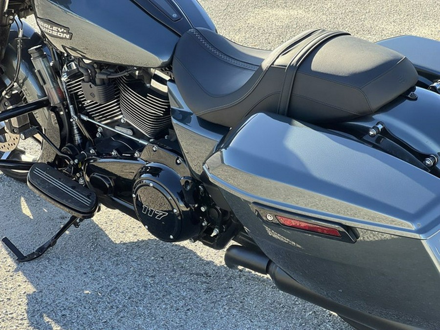 2025 Harley-Davidson FLHX - Street Glide