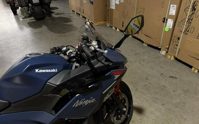 2026 Kawasaki Ninja® 500 ABS Metallic Matte Twilight Blue