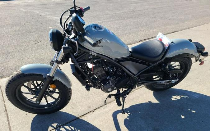 2026 Honda Rebel® 300 E-Clutch