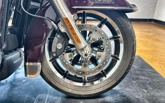 2019 Harley-Davidson® Ultra Limited WKDRED/TWTDCHRY W/PINSTRIPE