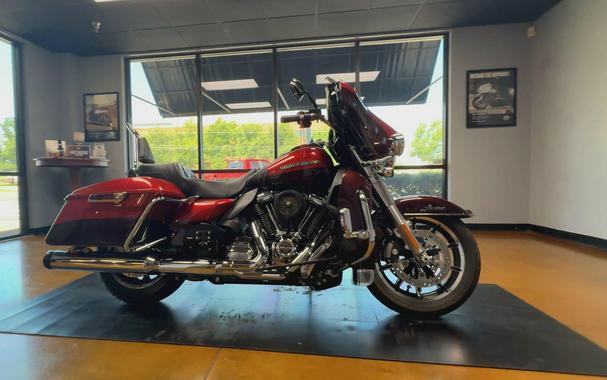 2019 Harley-Davidson® Ultra Limited WKDRED/TWTDCHRY W/PINSTRIPE