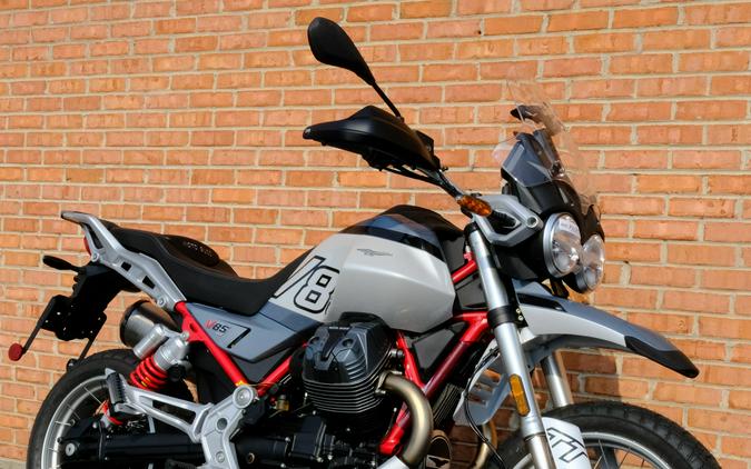 2025 Moto Guzzi V85 TT