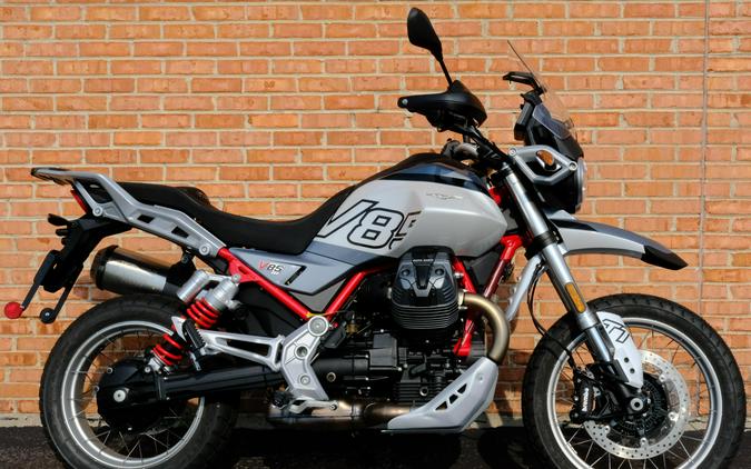 2025 Moto Guzzi V85 TT