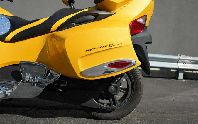 2015 Can-Am Spyder RT Limited 6 Speed semi-Automatic (SE6)