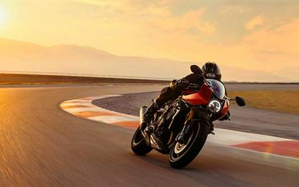 2022 Triumph Speed Triple 1200 RR