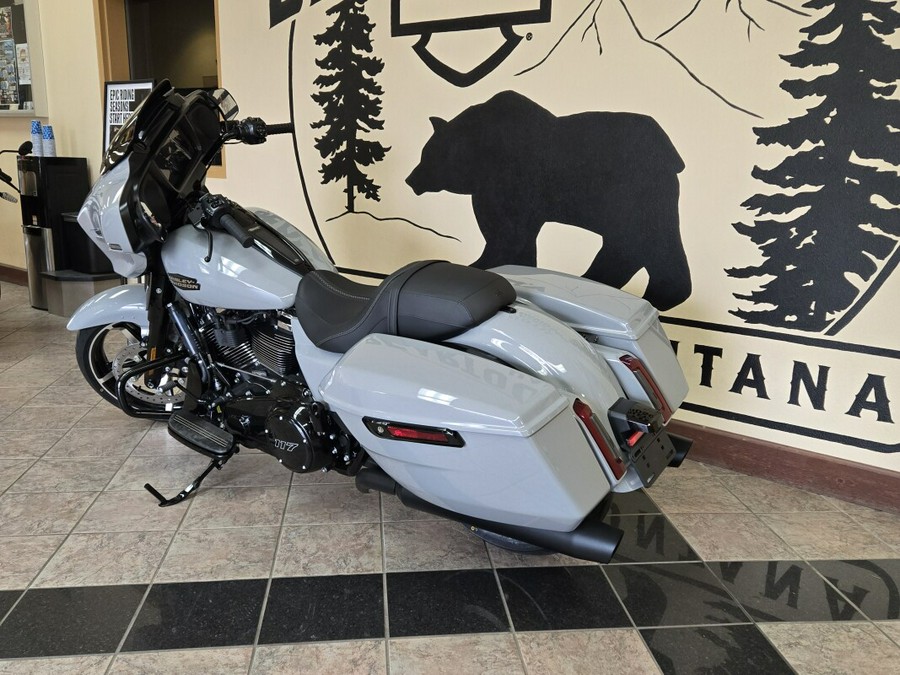 2025 Harley-Davidson® Street Glide® Billiard Gray - Black Finish