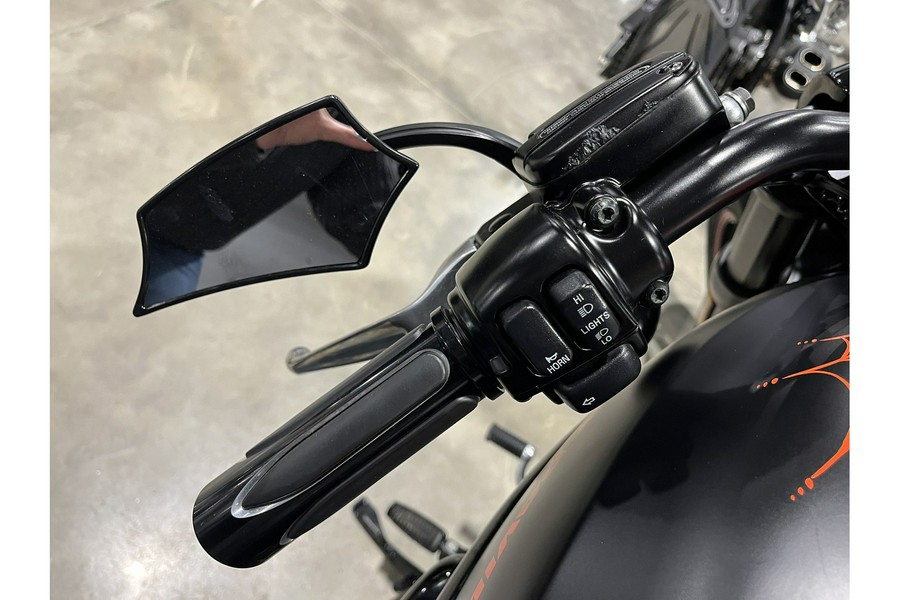 2013 Harley-Davidson® V-ROD NIGHT ROD SPECIAL