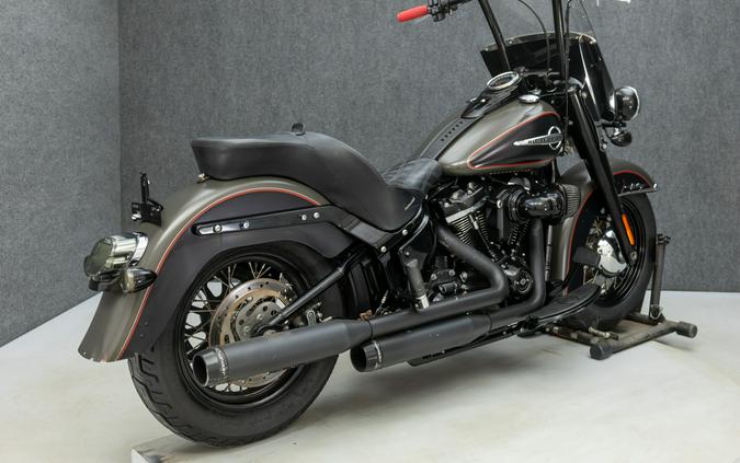2018 HARLEY DAVIDSON FLHCS HERITAGE CLASSIC 114 W/ABS