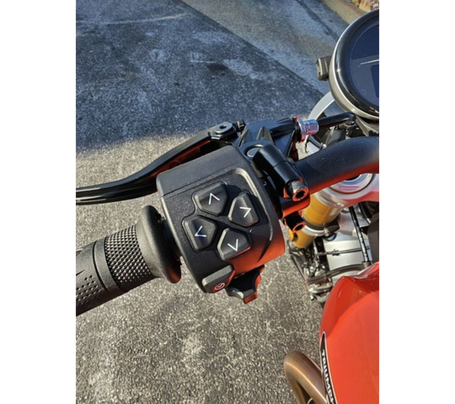 2025 Triumph Speed Twin 1200 RS Baja Orange/Sapphire Black RS