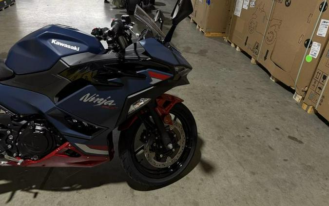 2026 Kawasaki Ninja® 500 ABS Metallic Matte Twilight Blue