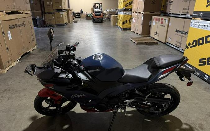 2026 Kawasaki Ninja® 500 ABS Metallic Matte Twilight Blue