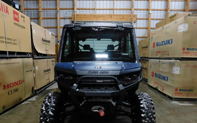 2026 Can-Am® Defender MAX XT CAB HD11 With 10.25 in.display