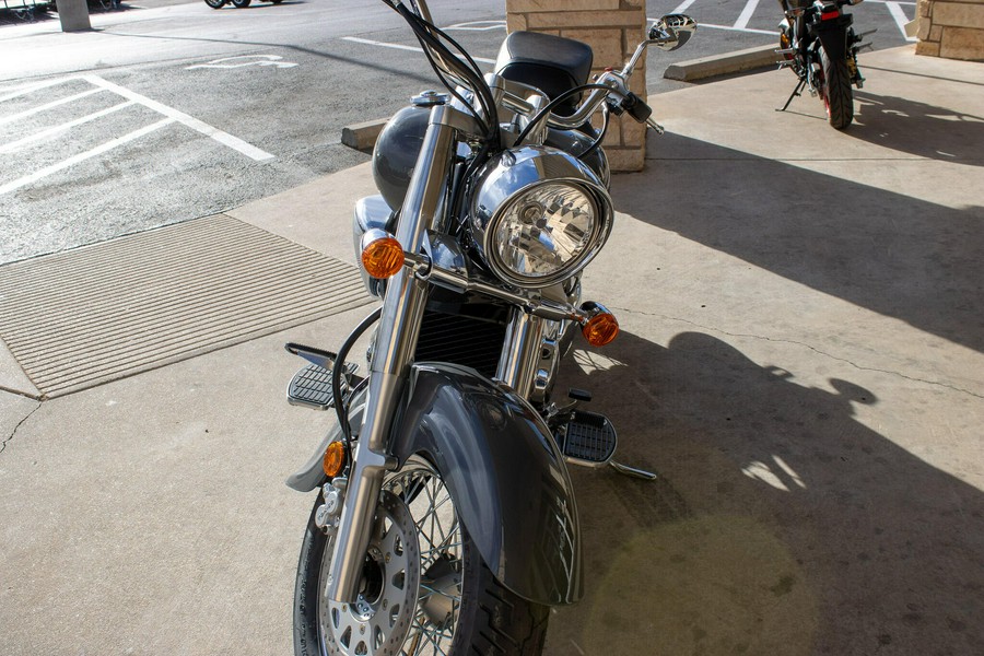 2025 SUZUKI BOULEVARD C50