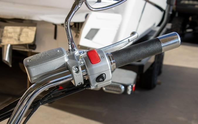 2025 SUZUKI BOULEVARD C50