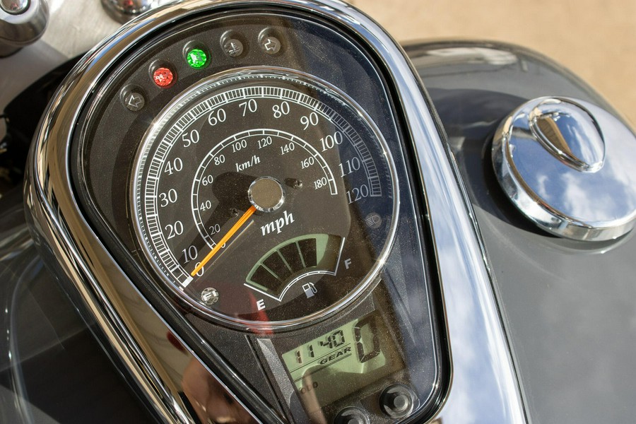 2025 SUZUKI BOULEVARD C50