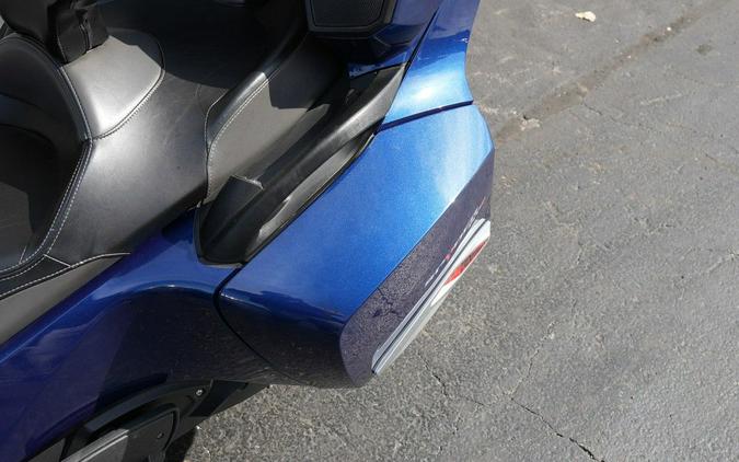 2016 Can-Am Spyder RT-S 6-Speed Semi-Automatic (SE6)