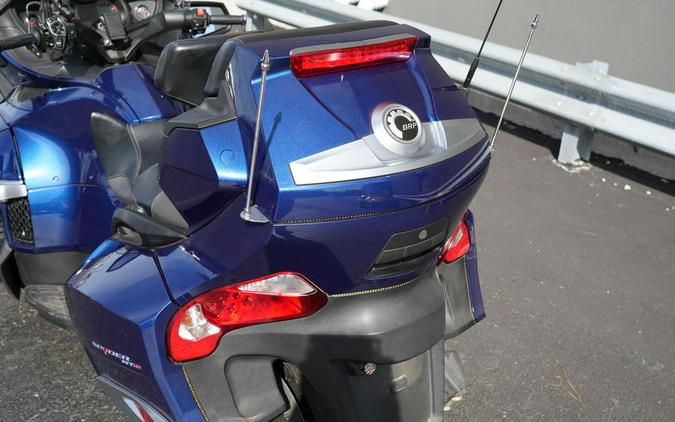 2016 Can-Am Spyder RT-S 6-Speed Semi-Automatic (SE6)