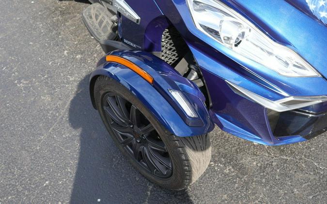 2016 Can-Am Spyder RT-S 6-Speed Semi-Automatic (SE6)