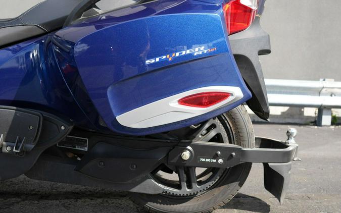 2016 Can-Am Spyder RT-S 6-Speed Semi-Automatic (SE6)