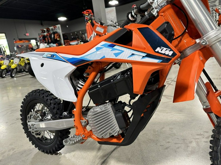 2024 KTM SX-E 3