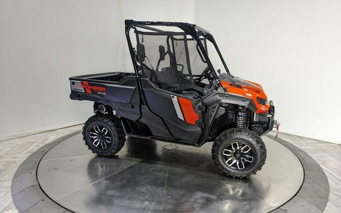 2023 Honda Pioneer 1000 Trail