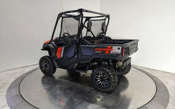 2023 Honda Pioneer 1000 Trail