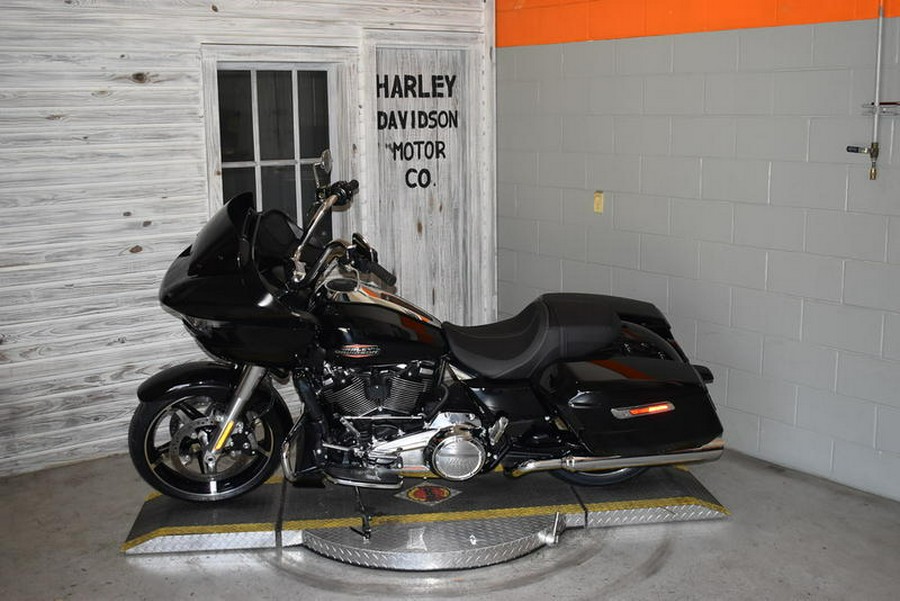 2025 Harley-Davidson® FLTRX - Road Glide®