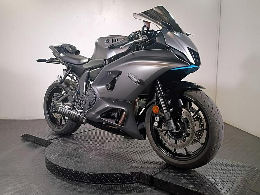 2024 Yamaha YZF-R7