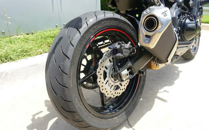 2023 Kawasaki Z900 ABS Metallic Phantom Silver/Metallic Carbon Gray