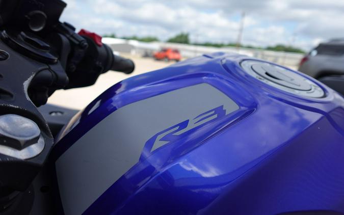 2021 Yamaha YZF-R3 ABS