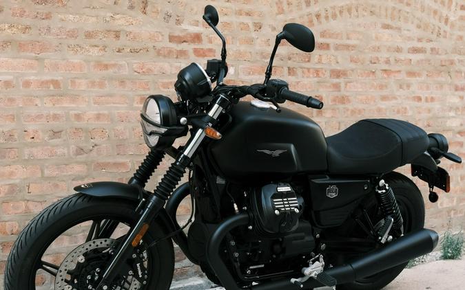 2027 Moto Guzzi V7 Stone