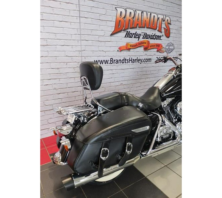 2011 Harley-Davidson® FLHRC - Road King® Classic