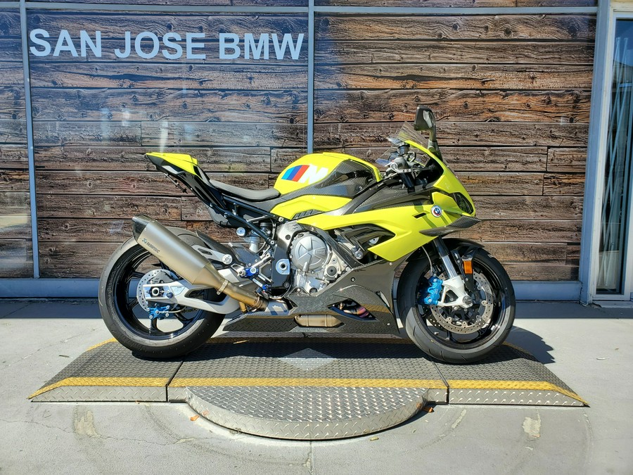 2022 BMW M 1000 RR