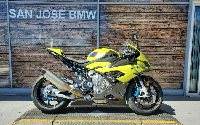 2022 BMW M 1000 RR