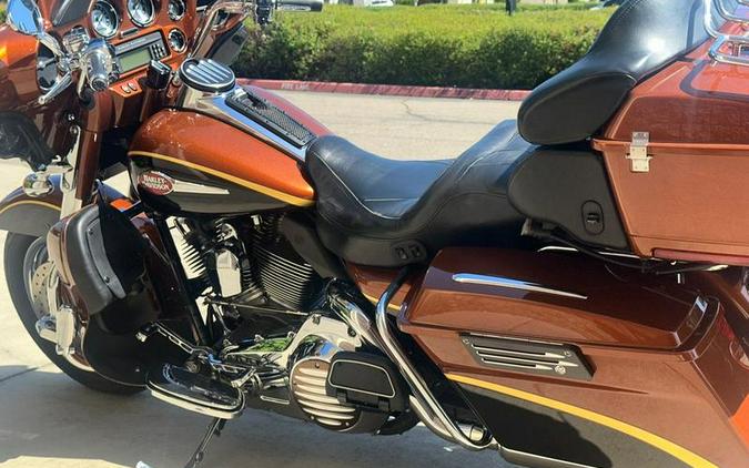 2008 Harley-Davidson® FLHTCUSE3 - CVO™ Ultra Classic® Screamin' Eagle® Anniversary Electra Glide®