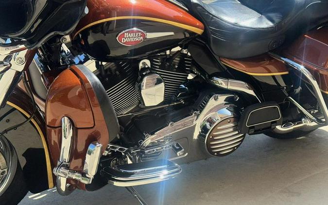 2008 Harley-Davidson® FLHTCUSE3 - CVO™ Ultra Classic® Screamin' Eagle® Anniversary Electra Glide®