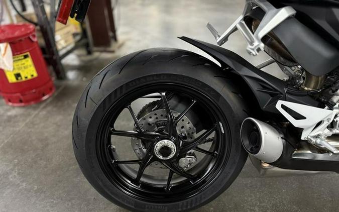 2025 Ducati Streetfighter V2