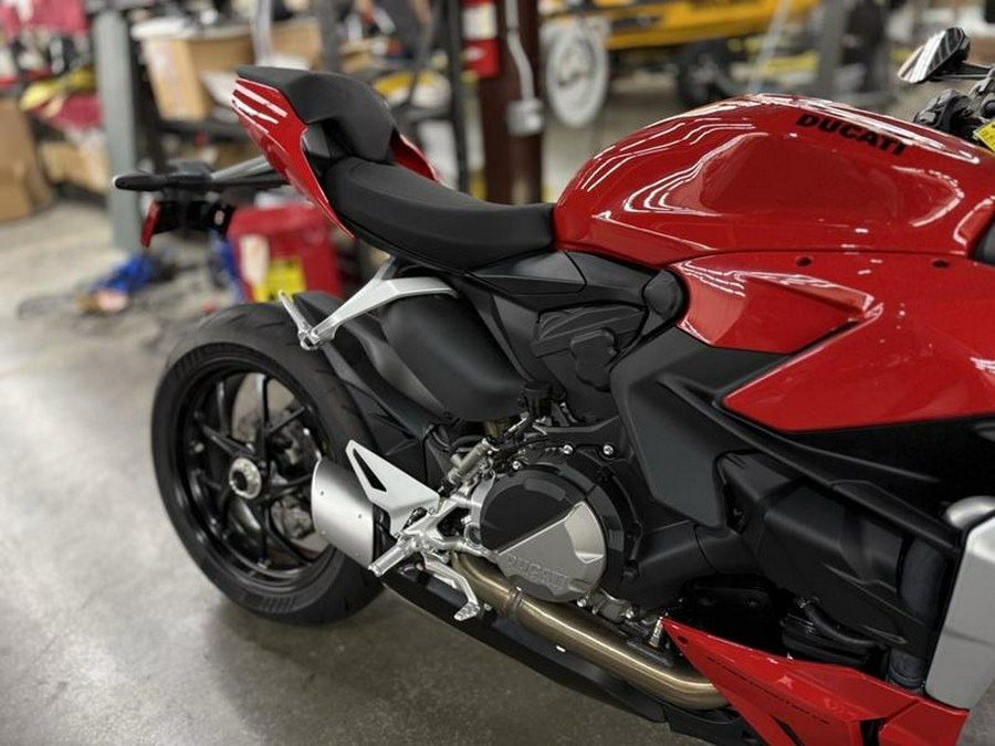 2025 Ducati Streetfighter V2