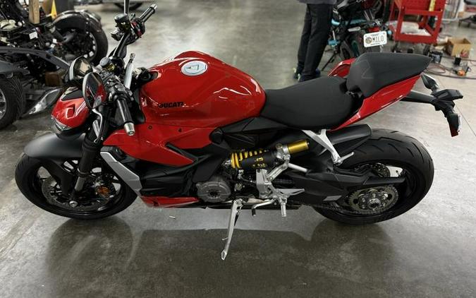 2025 Ducati Streetfighter V2