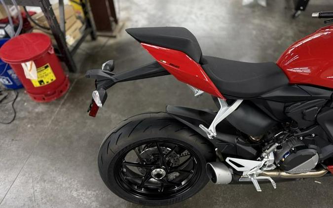 2025 Ducati Streetfighter V2