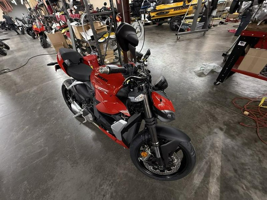 2025 Ducati Streetfighter V2