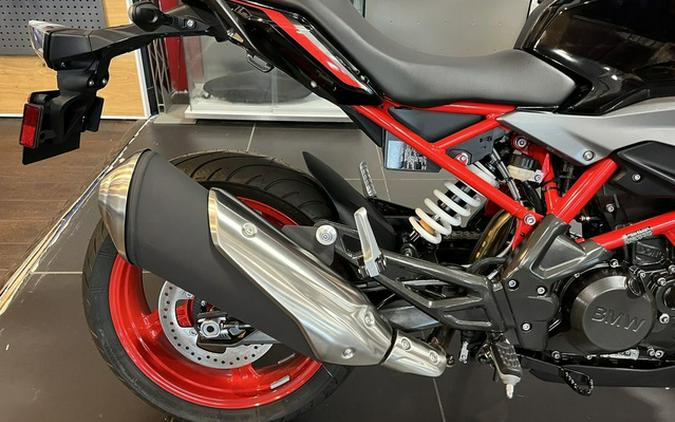 2025 BMW G 310 R Style Passion