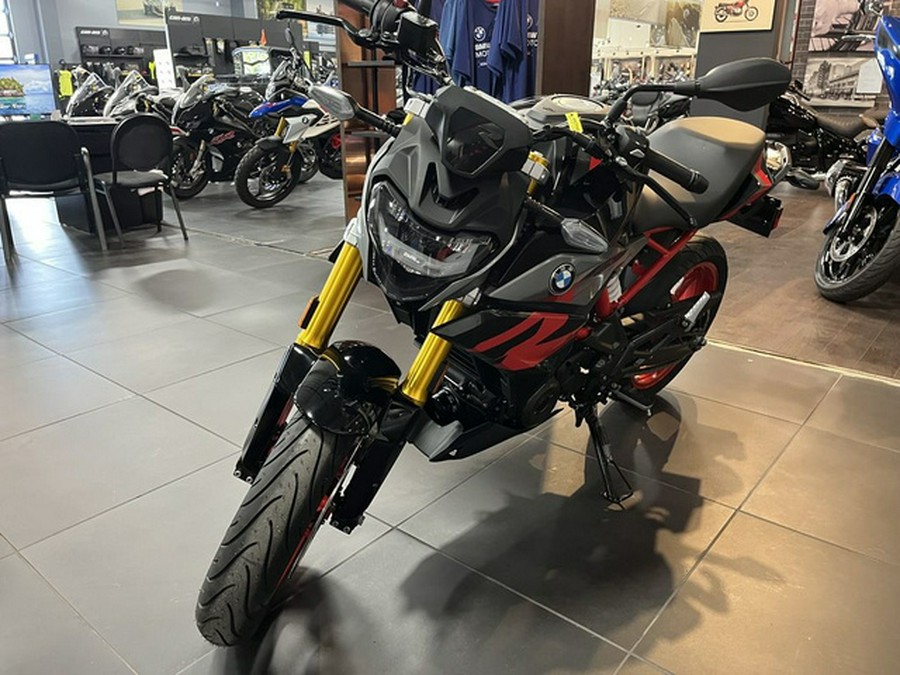 2025 BMW G 310 R Style Passion