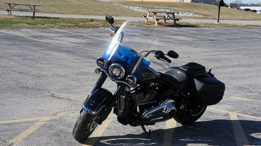 2026 Harley-Davidson Softail FLHC - Heritage Classic